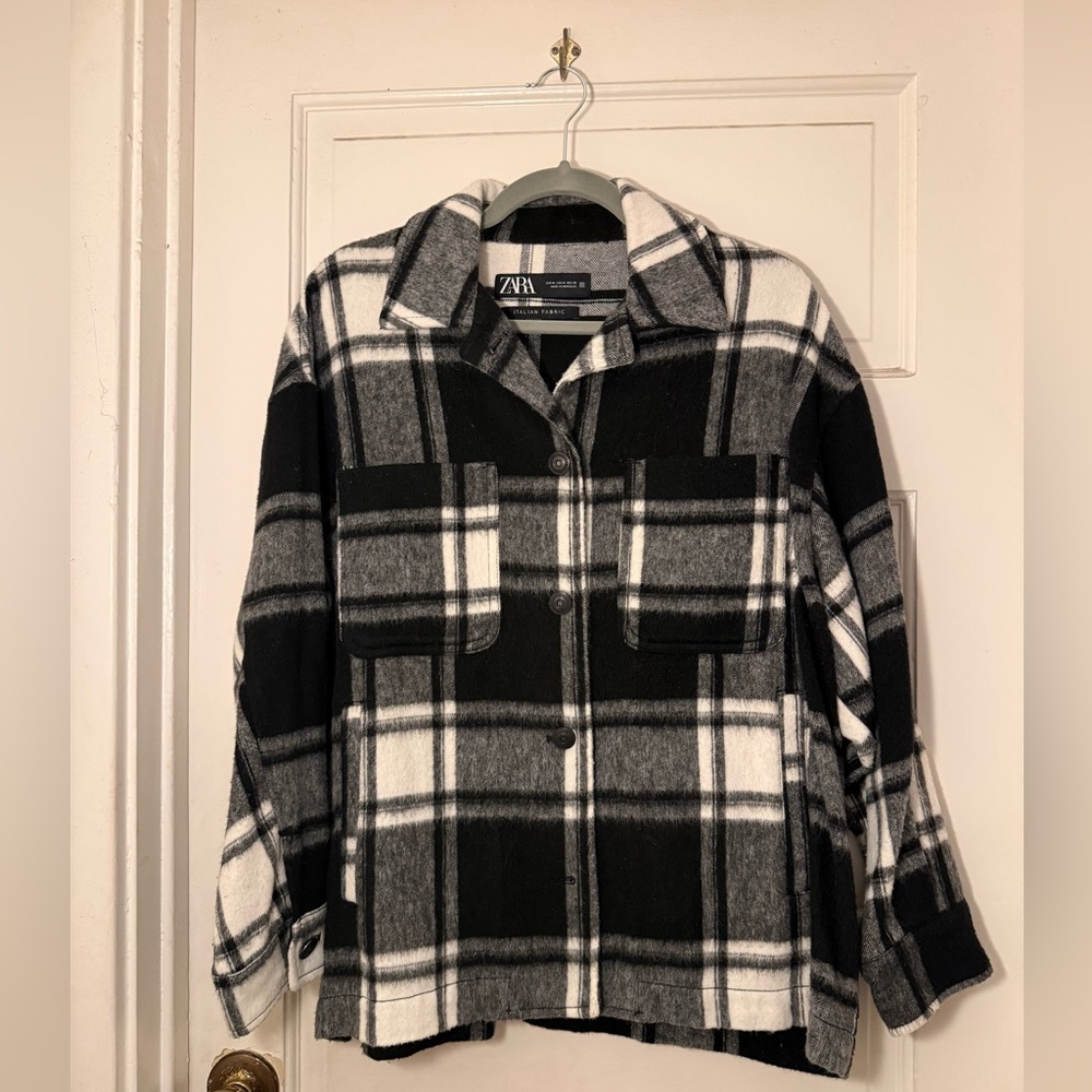 Zara Wool blend shacket in black and white
